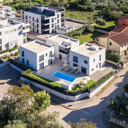 Del Mar Villa Pula