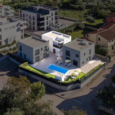 Del Mar Villa Pula